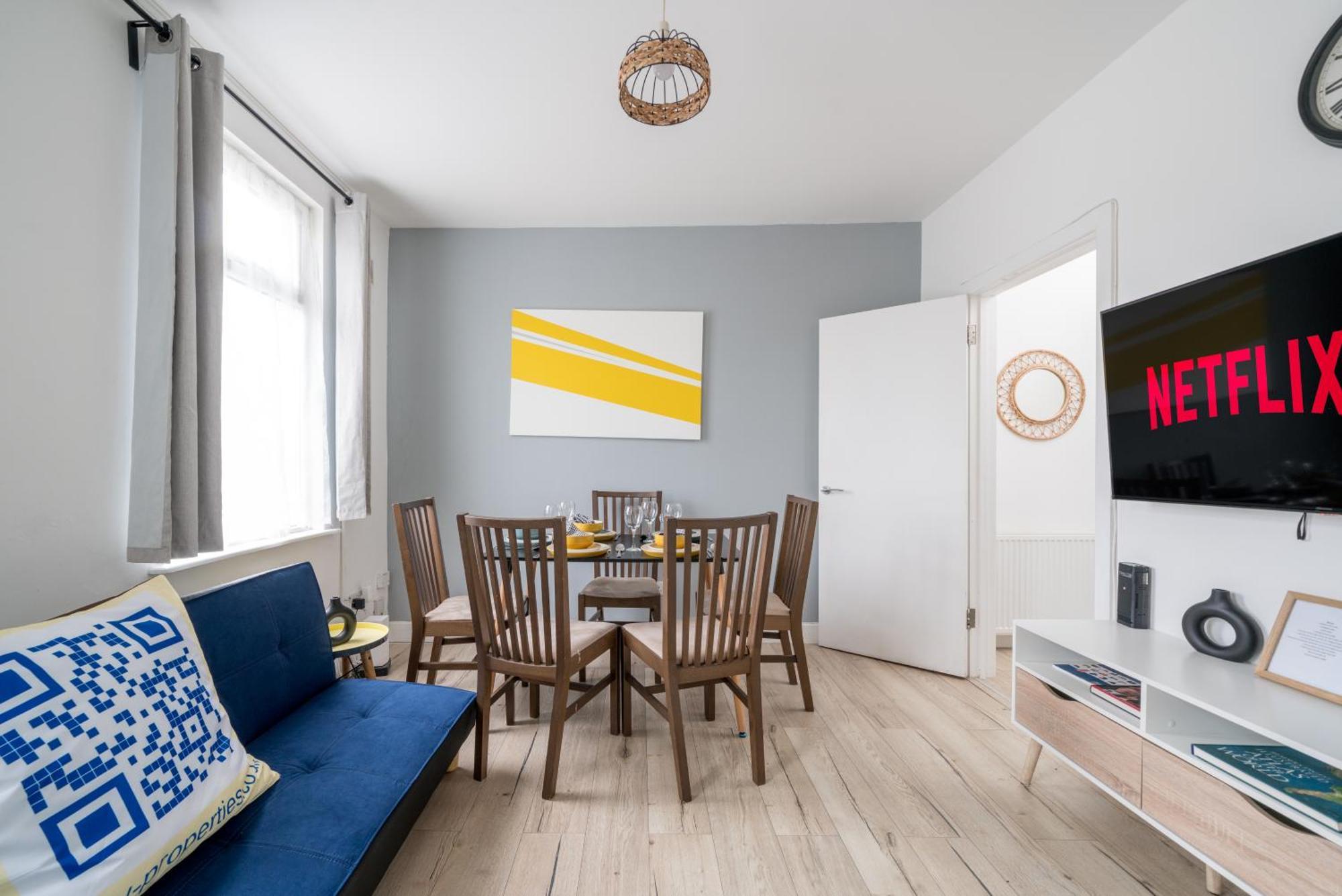 Modern 2 Bed East London Home By Rebby Properties Sleeps 5 Near Canning Town Station Dış mekan fotoğraf